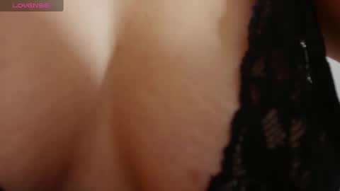 Snapshot of ambar_sex10 chatting on 02/11/25, 03:40 Ambar online show from 02/11/25, 03:40