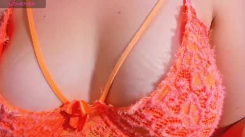 Snapshot of ambar_sex10 chatting on 02/25/25, 12:55 Ambar online show from 02/25/25, 12:55
