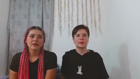 Snapshot of ambarandvalery chatting on 09/13/25, 03:50 AmbarAndValery online show from 09/13/25, 03:50