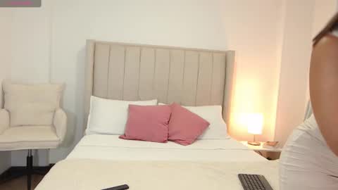 Snapshot of ambarhill chatting on 03/02/25, 10:38 Ambar online show from 03/02/25, 10:38