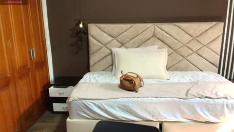 Ambar Ross online show from 01/07/25, 07:17