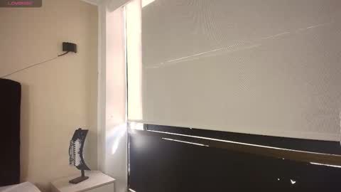 Ambar Ross online show from 09/23/25, 01:25