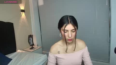 Ambar Ross online show from 09/29/25, 08:24