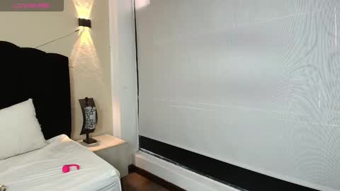 Ambar Ross online show from 10/14/25, 07:58