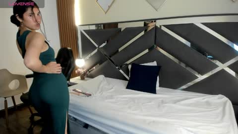 Ambar Ross online show from 04/09/26, 02:00