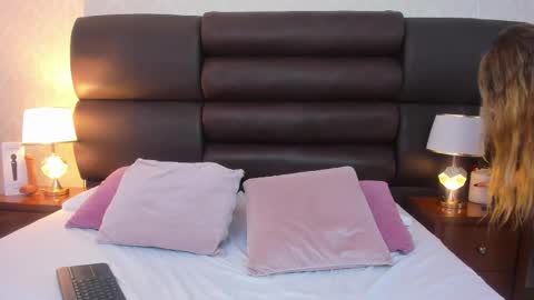 AmbarSantany  online show from 02/27/26, 12:43