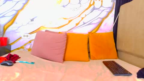 ambarsmit69 online show from 03/19/26, 03:43