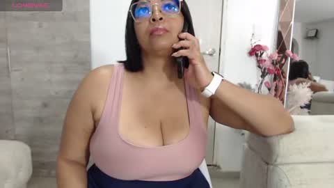 Snapshot of ambarsofhia chatting on 06/25/26, 08:57 Amber Sofhia online show from 06/25/26, 08:57
