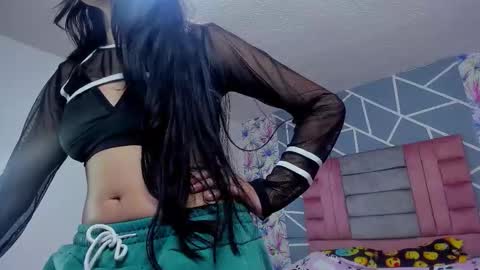 Snapshot of ambarvanucci chatting on 09/09/25, 03:28 Ambar Vanucci online show from 09/09/25, 03:28