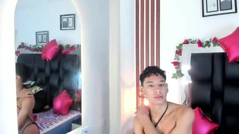 Snapshot of amber_18x chatting on 02/07/25, 03:19 Cody amber online show from 02/07/25, 03:19