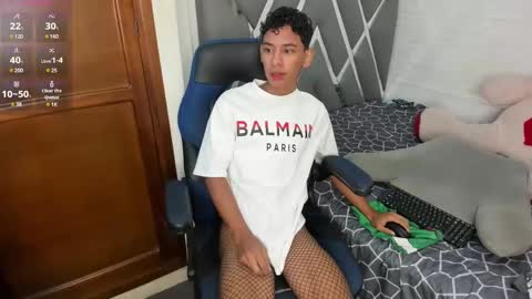 Snapshot of amber_18x chatting on 02/09/25, 06:26 Cody amber online show from 02/09/25, 06:26