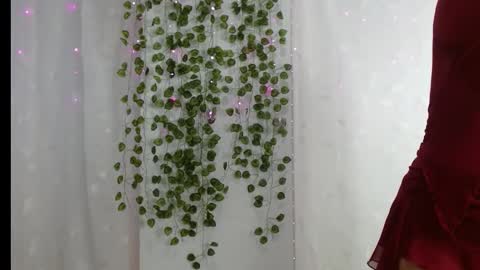 Snapshot of amber__muse chatting on 03/13/26, 11:17 Amber online show from 03/13/26, 11:17