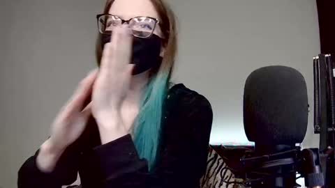 Snapshot of amber_candyfloss chatting on 02/05/25, 02:29 Amber non-nude model online show from 02/05/25, 02:29