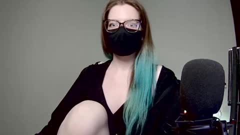 Snapshot of amber_candyfloss chatting on 02/20/25, 12:52 Amber non-nude model online show from 02/20/25, 12:52