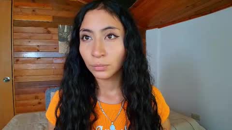 amber_curly online show from 02/13/26, 05:42