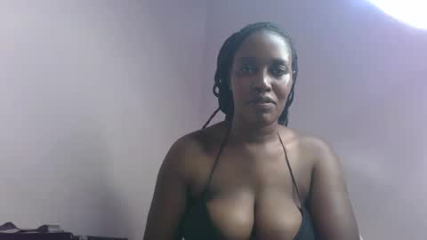 Snapshot of amber_cutie2 chatting on 05/17/26, 03:19 amber_cutie2 online show from 05/17/26, 03:19