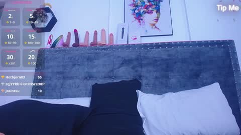 Snapshot of amber_hot22 chatting on 01/14/25, 01:26 ambar online show from 01/14/25, 01:26