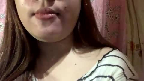 Snapshot of amber_kaye chatting on 02/23/26, 06:49 lars online show from 02/23/26, 06:49