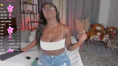Snapshot of amber_maxwell chatting on 07/14/26, 09:31 Amber online show from 07/14/26, 09:31
