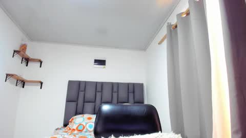 amber online show from 03/17/26, 04:32