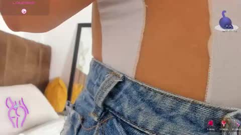 Snapshot of amber_rose23 chatting on 01/19/26, 01:15 Michell online show from 01/19/26, 01:15