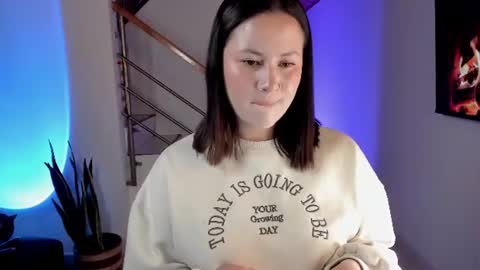 Vivi  online show from 07/05/26, 12:17