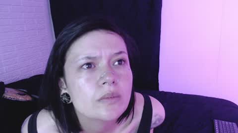 Snapshot of amber_rouss chatting on 12/05/24, 03:37 ROUSS online show from 12/05/24, 03:37