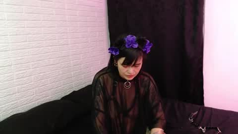 Snapshot of amber_rouss chatting on 01/12/25, 04:52 ROUSS online show from 01/12/25, 04:52