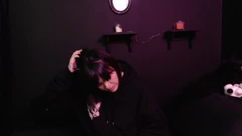 ROUSS online show from 12/18/25, 01:55