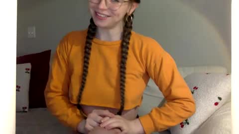 Amber 3 online show from 12/17/24, 01:49