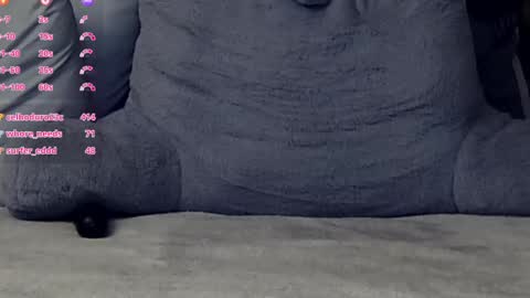 Snapshot of amberdawnn23 chatting on 12/17/24, 04:12 Amber Dawnn online show from 12/17/24, 04:12