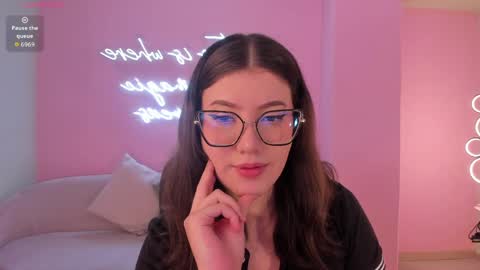 Amber  online show from 04/10/26, 08:02