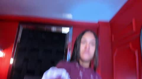 Snapshot of amberhanks chatting on 05/18/26, 11:49 Amber Hanks online show from 05/18/26, 11:49