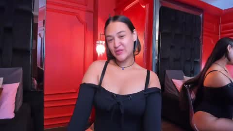 Snapshot of amberhanks chatting on 05/28/26, 12:02 Amber Hanks online show from 05/28/26, 12:02