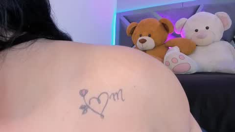 Amber  online show from 11/10/25, 11:42