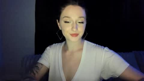 amberkinsley online show from 10/01/25, 07:03