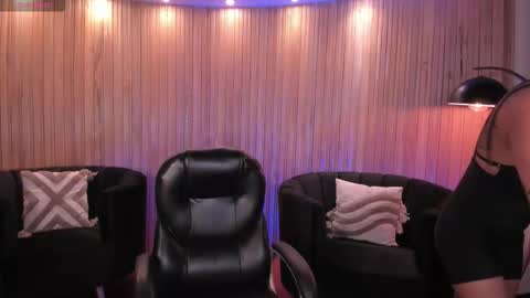 Amber  online show from 11/13/25, 02:54