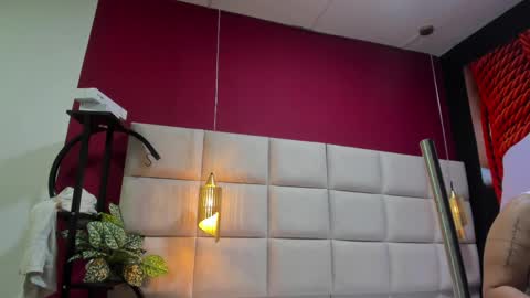 Amber .. online show from 04/09/26, 06:46