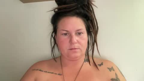 ambermoss7 online show from 09/15/25, 10:32