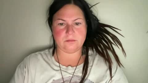 Snapshot of ambermoss7 chatting on 07/05/26, 05:31 ambermoss7 online show from 07/05/26, 05:31