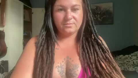 Snapshot of ambermoss7 chatting on 07/08/26, 11:53 ambermoss7 online show from 07/08/26, 11:53