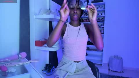 Amber online show from 02/13/26, 03:30