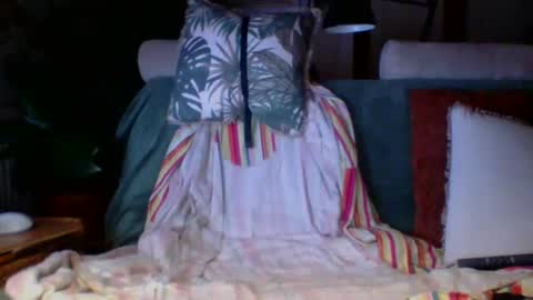 Snapshot of amberr11 chatting on 12/24/24, 12:22 Amberr11 online show from 12/24/24, 12:22