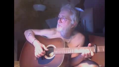 Snapshot of amberr11 chatting on 12/02/25, 12:49 Amberr11 online show from 12/02/25, 12:49