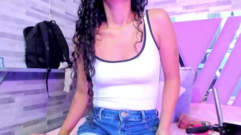 Amber online show from 04/19/26, 05:56