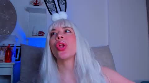 Amber Redzee online show from 10/26/25, 01:06