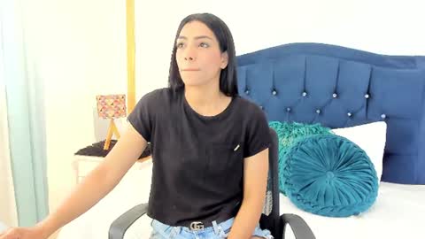 Snapshot of amberrsmith_ chatting on 07/04/26, 03:40 Amber online show from 07/04/26, 03:40