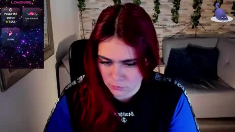 Snapshot of amberthomsonn chatting on 12/23/25, 04:21 Amber online show from 12/23/25, 04:21