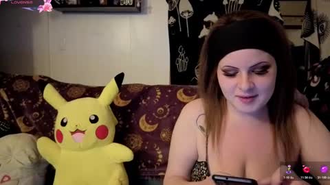 amburlicious online show from 11/11/25, 04:23