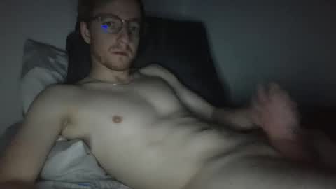 Snapshot of amekatt chatting on 12/16/24, 12:15 Amekatt online show from 12/16/24, 12:15